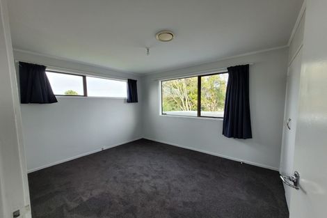 Photo of property in 2 Massine Place, Randwick Park, Auckland, 2105