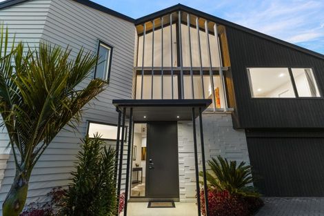 Photo of property in 1a Maleme Avenue, Belmont, Auckland, 0622