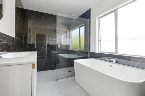 Photo of property in 5 The Esplanade, Huntington, Hamilton, 3210