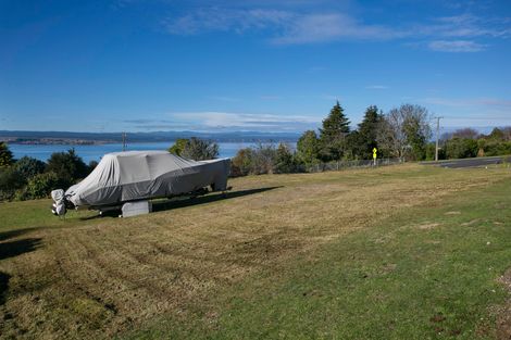 Photo of property in 16 Mapara Road, Acacia Bay, Taupo, 3385