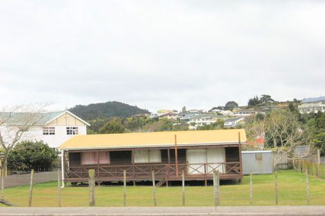 Photo of property in 103 Achilles Avenue, Whangamata, 3620