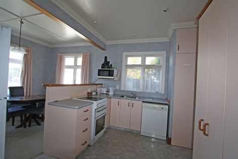 Photo of property in 28 Sanders Avenue, Westown, New Plymouth, 4310