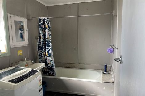 Photo of property in 1 Cambridge Street, Putaruru, 3411