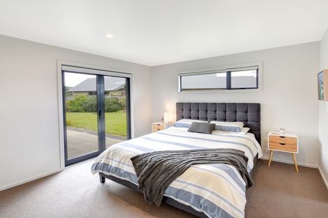 Photo of property in 1 Railway Lane, Outram, 9019