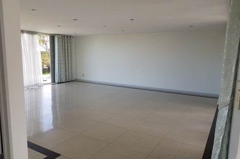 Photo of property in 217 East Coast Road, Campbells Bay, Auckland, 0620