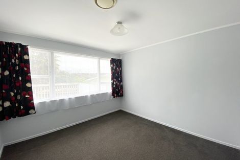 Photo of property in 98 Lauderdale Road, Birkdale, Auckland, 0626
