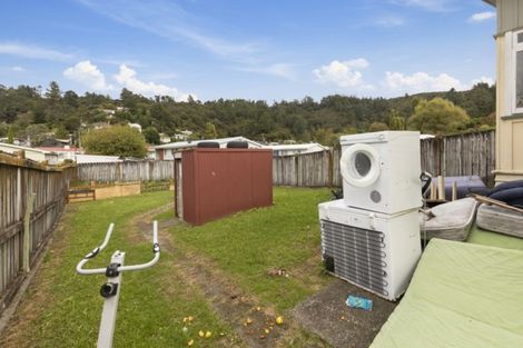 Photo of property in 33 Hanson Grove, Stokes Valley, Lower Hutt, 5019