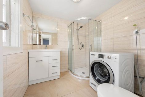 Photo of property in 33 Shackleton Road, Mount Eden, Auckland, 1024