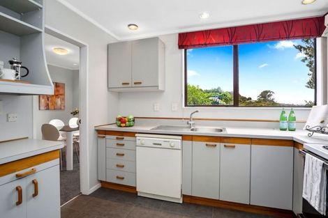 Photo of property in 45b Larsen Crescent, Tawa, Wellington, 5028