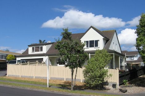 Photo of property in 8 Picasso Drive, West Harbour, Auckland, 0618