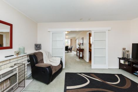 Photo of property in 109 Waterloo Crescent, Hokowhitu, Palmerston North, 4410