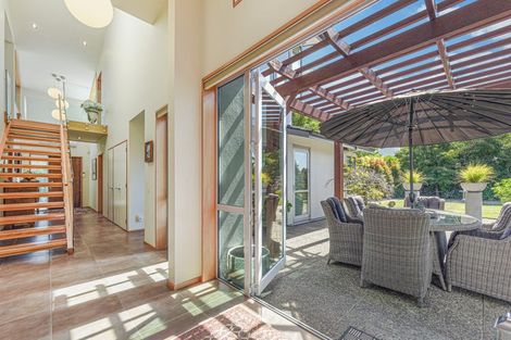 Photo of property in 16 Aratia Way, Richmond, 7020