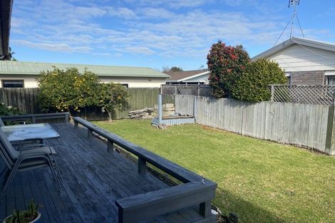 Photo of property in 44 Sandwich Road, St Andrews, Hamilton, 3200