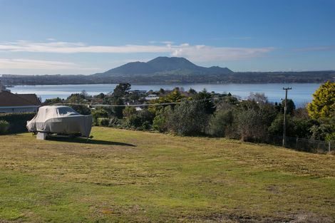 Photo of property in 16 Mapara Road, Acacia Bay, Taupo, 3385