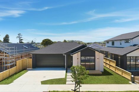 Photo of property in 8 Kakano Street, Clevedon, 2582