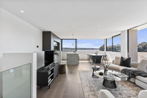 Photo of property in 73 West End Road, Westmere, Auckland, 1022