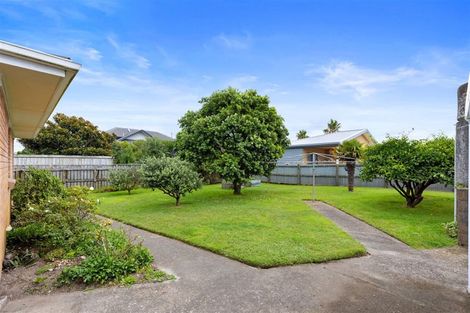Photo of property in 1180 Papamoa Beach Road, Papamoa Beach, Papamoa, 3118