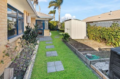 Photo of property in 46 Santa Monica Drive, Papamoa Beach, Papamoa, 3118
