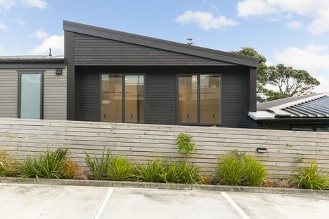 Photo of property in 16/80 Seatoun Heights Road, Seatoun, Wellington, 6022