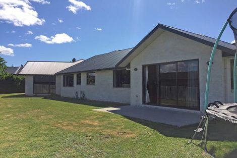 Photo of property in 106 Rob Roy Lane, Wanaka, 9305