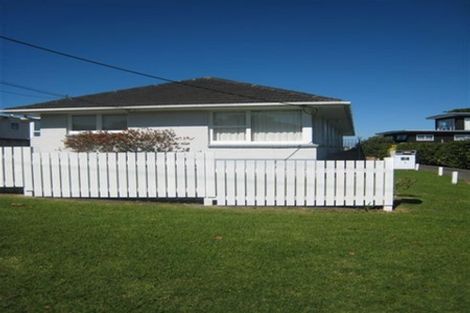Photo of property in 2/84 Jutland Road, Hauraki, Auckland, 0622