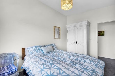 Photo of property in 10 Allan Road, Burgess Park, New Plymouth, 4371