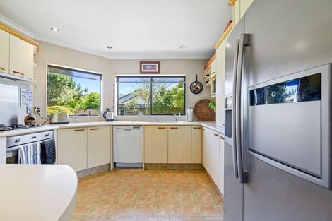 Photo of property in 6 Magellan Rise, Flagstaff, Hamilton, 3210