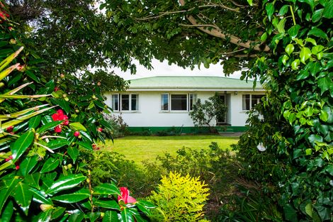 Photo of property in 215 Lytton Road, Elgin, Gisborne, 4010