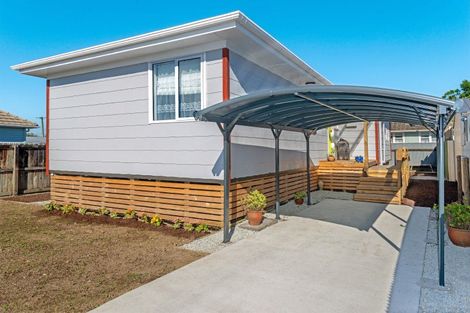 Photo of property in 25 Queens Road, Elgin, Gisborne, 4010