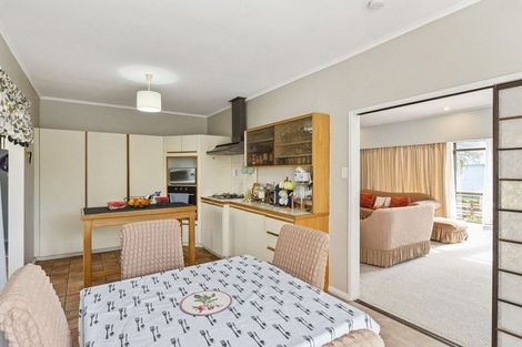 Photo of property in 16 Eatwell Avenue, Paraparaumu Beach, Paraparaumu, 5032