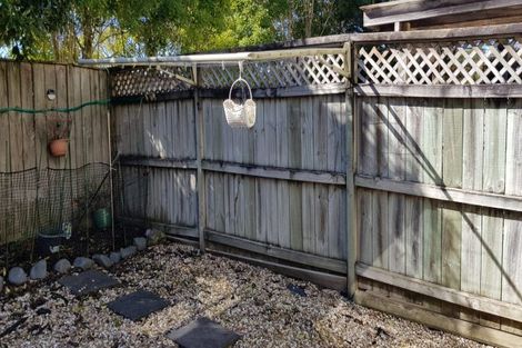 Photo of property in 4/3 Orwell Road, Greenhithe, Auckland, 0632