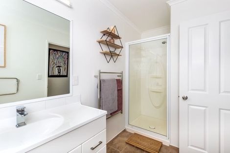 Photo of property in 21 Luberon Way, Nukuhau, Taupo, 3330