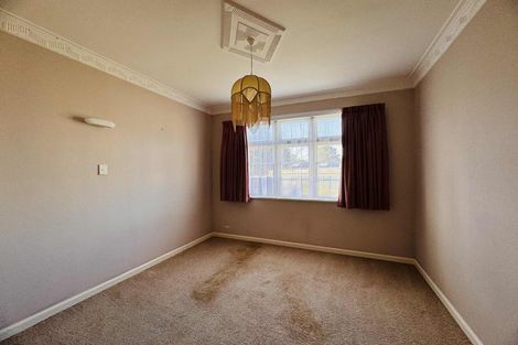 Photo of property in 29-31 Rangitira Avenue, Palmerston North, 4414