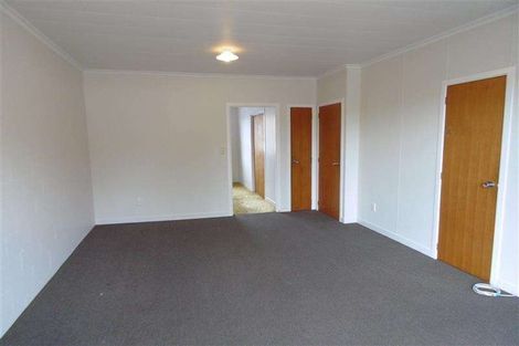 Photo of property in 71 Govett Avenue, Frankleigh Park, New Plymouth, 4310