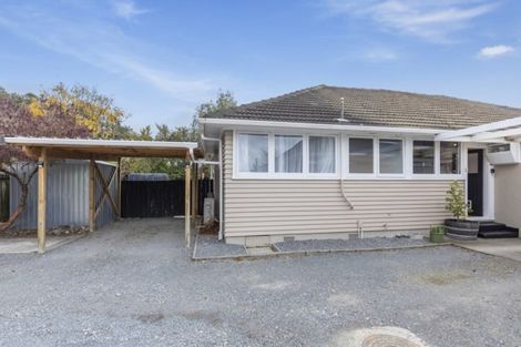 Photo of property in 1/15 Lane Street, Wallaceville, Upper Hutt, 5018