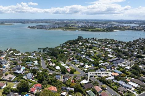Photo of property in 4 Sispara Place, Beach Haven, Auckland, 0626