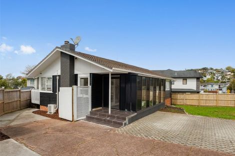 Photo of property in 21 Compton Street, Hillcrest, Auckland, 0627