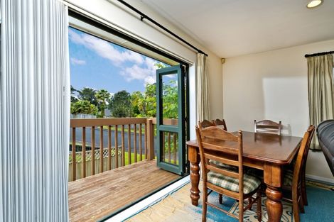 Photo of property in 46 Vintage Drive, Henderson, Auckland, 0612