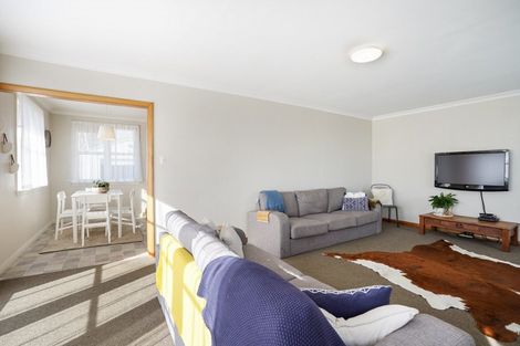 Photo of property in 28 Rata Street, Tokomaru, Palmerston North, 4474