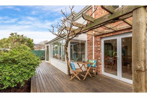 Photo of property in 20 Cashmere Road, Cashmere, Christchurch, 8022