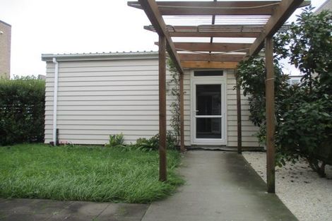 Photo of property in 13 Popokatea Drive, Takanini, 2112