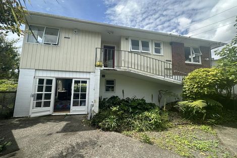 Photo of property in 4a Dowling Grove, Silverstream, Upper Hutt, 5019