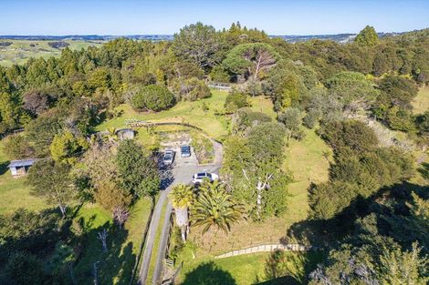 Photo of property in 341 Kanohi Road, Kaukapakapa, 0873