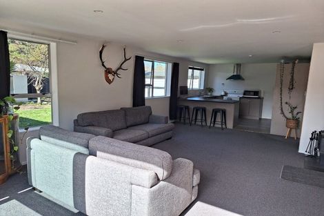 Photo of property in 15b Black Beech Street, Birchville, Upper Hutt, 5018