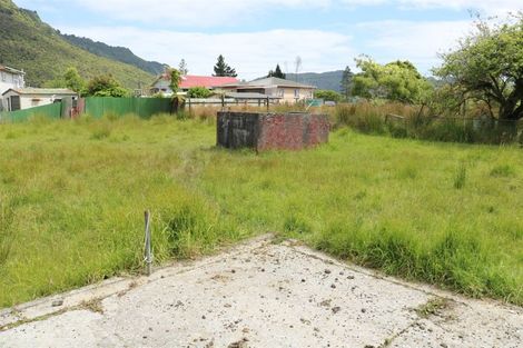 Photo of property in 14 Litchfield Street, Kaiata, Greymouth, 7805