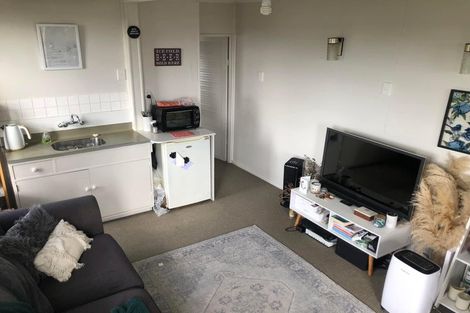 Photo of property in 5 Charlotte Avenue, Brooklyn, Wellington, 6021