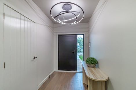 Photo of property in 114a Bartholomew Road, Levin, 5510