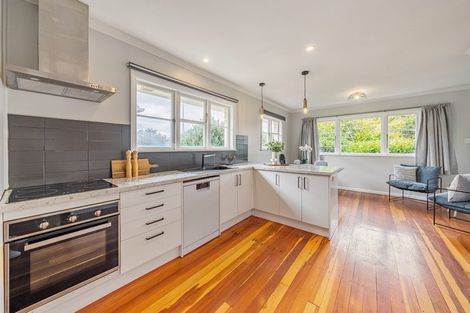 Photo of property in 2a Stephen Street, Trentham, Upper Hutt, 5018