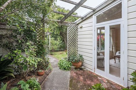 Photo of property in 13 Ross Street, Kilbirnie, Wellington, 6022