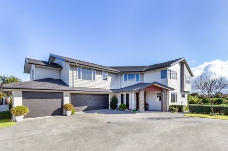 Photo of property in 19 Magnolia Rise, Waipahihi, Taupo, 3330